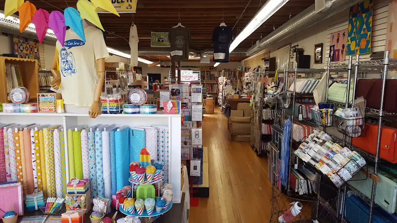 Fabric store in Ventura, CA: superbuzzy