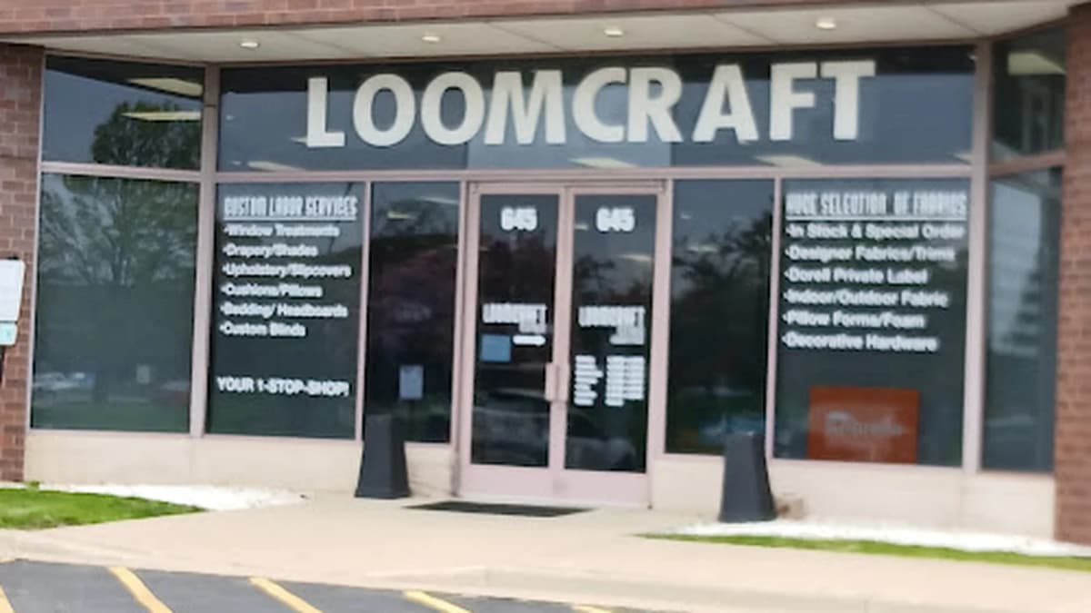 Fabric store in Vernon Hills, IL: Loomcraft Fabric Outlet