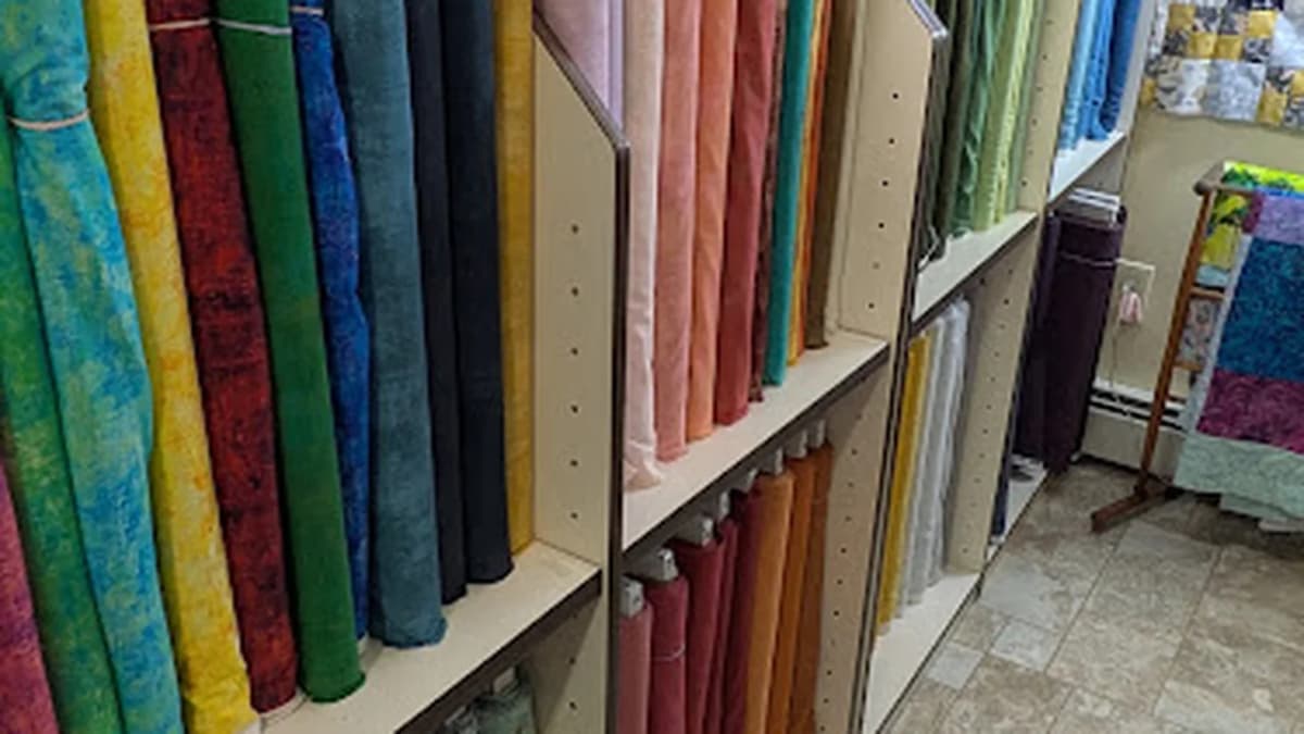 Fabric store in Waterboro, ME: Kat's Fabric Korner
