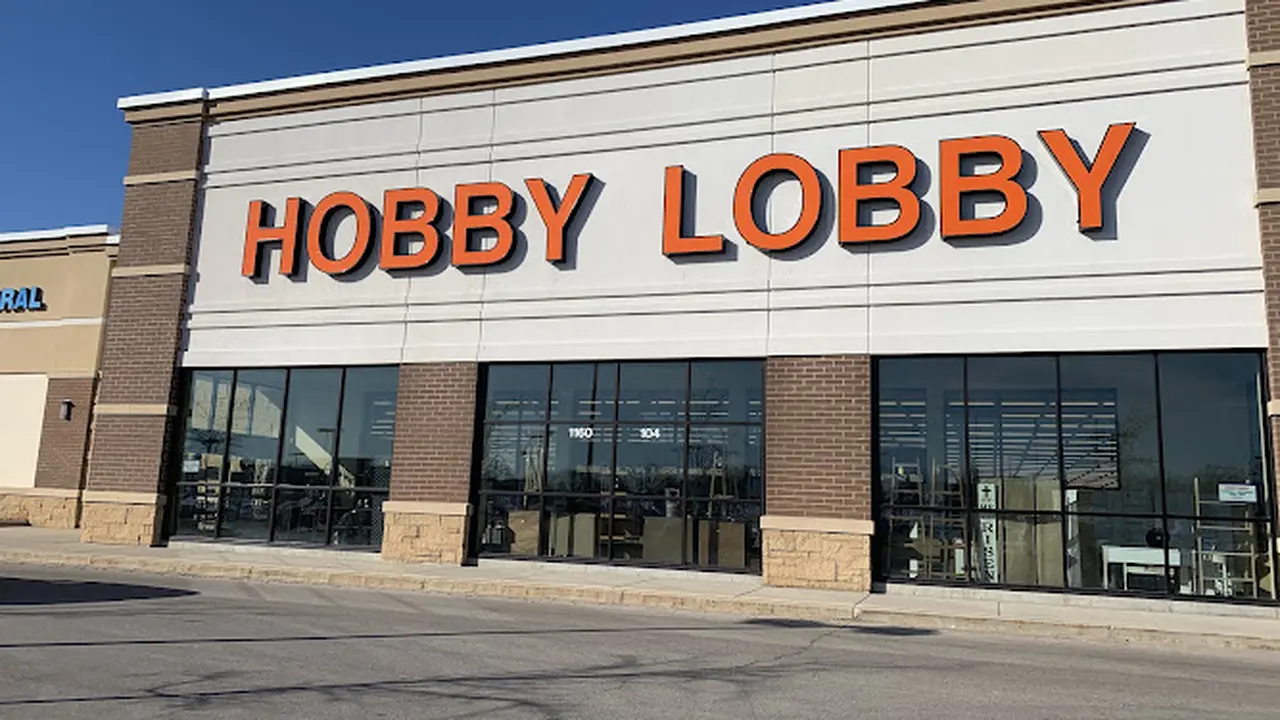 Fabric store in Waukesha, WI: Hobby Lobby