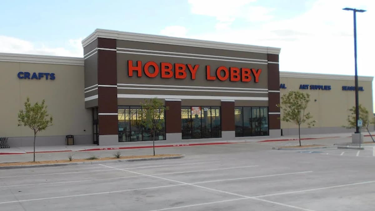 Fabric store in Weatherford, TX: Hobby Lobby
