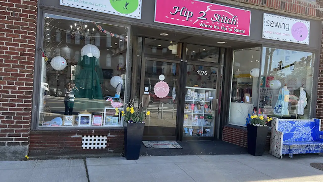 Fabric store in West Newton, MA: Hipstitch