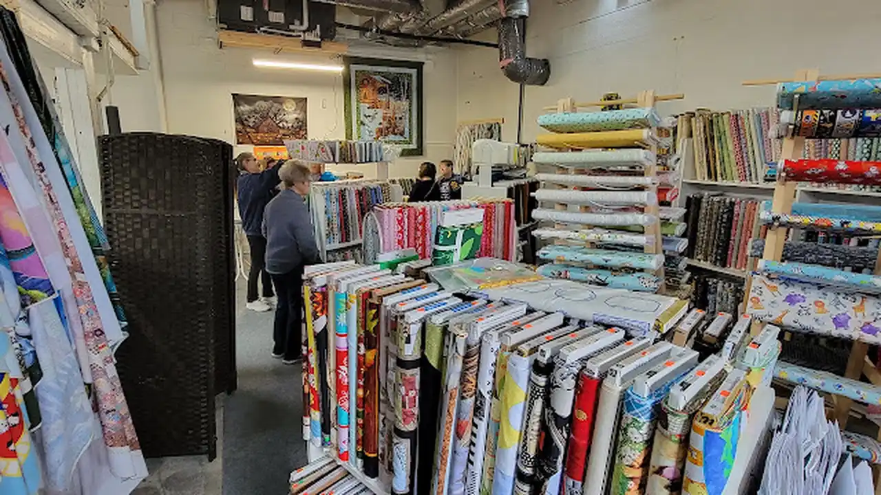 Fabric store in Westcliffe, CO: Full of Scrap Quilts, LLC