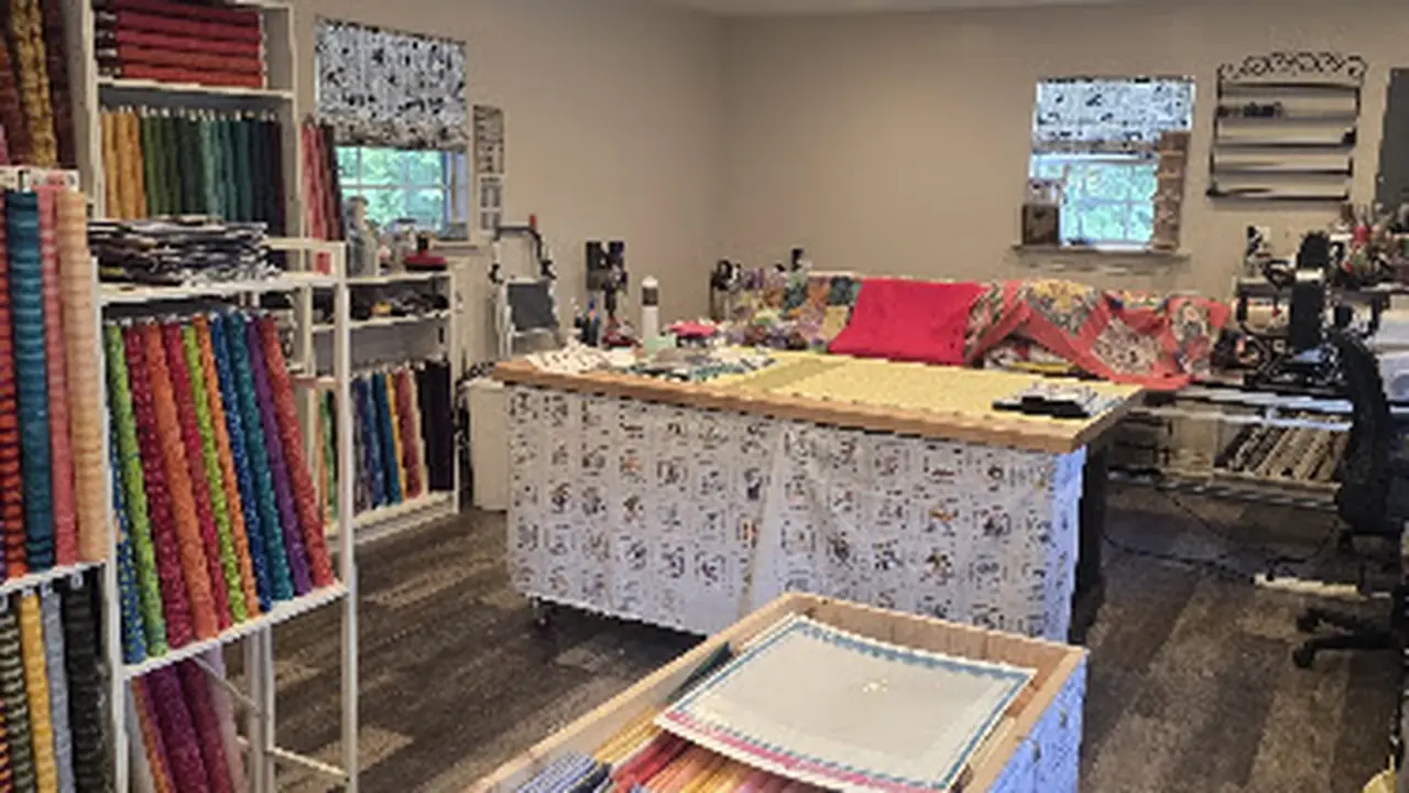 Fabric store in Willis, TX: Amazing Grace Quilt Store