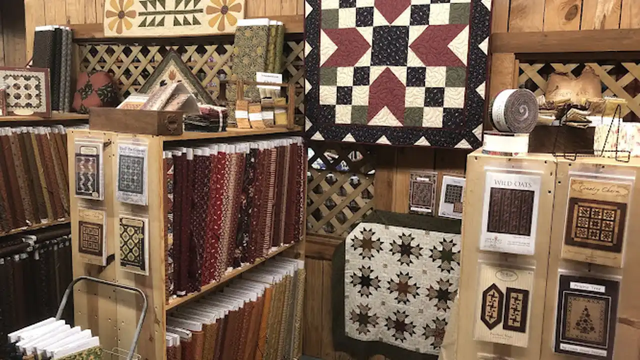 Fabric store in Willow Springs, MO: The Rusty Moon Quilts, Wool, & More