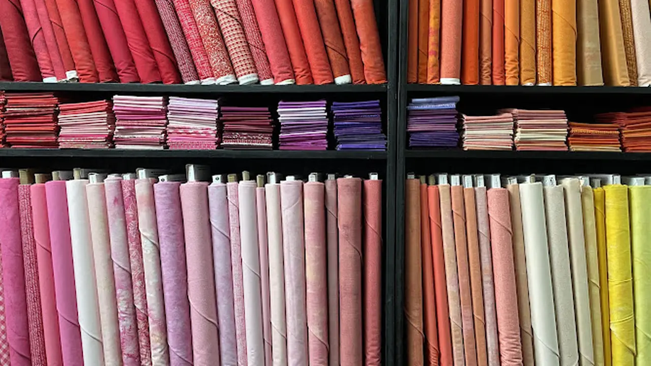 Fabric store in Winfield, KS: Field to Fabric Quilt Company