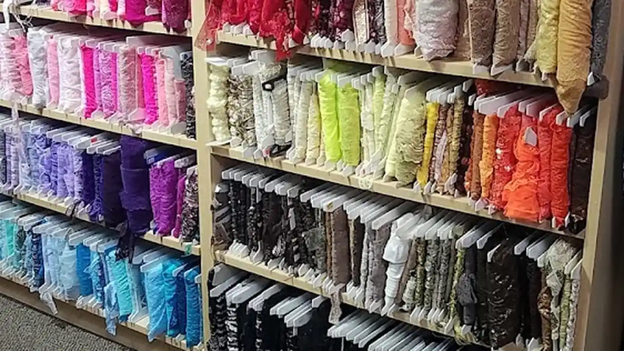 Fabric store in Woodburn, OR: Elena's Fabrics